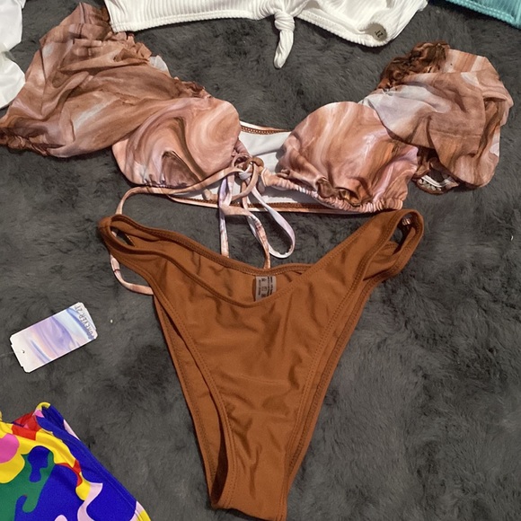 Swimsuits bundle 💙 - Picture 3 of 4